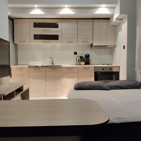 Prima Lodging - Standard Apartment Tesalonika Bagian luar foto