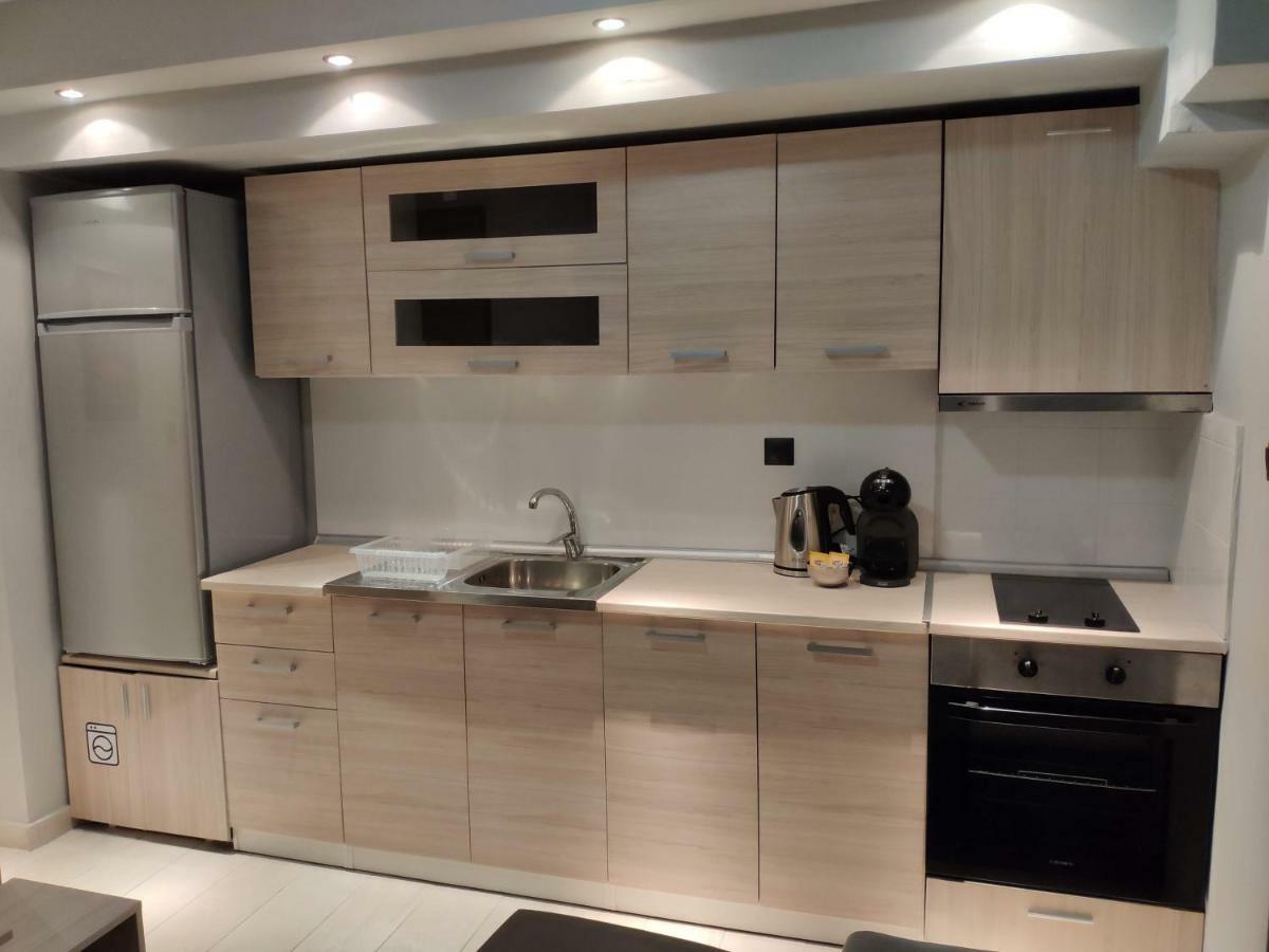 Prima Lodging - Standard Apartment Tesalonika Bagian luar foto