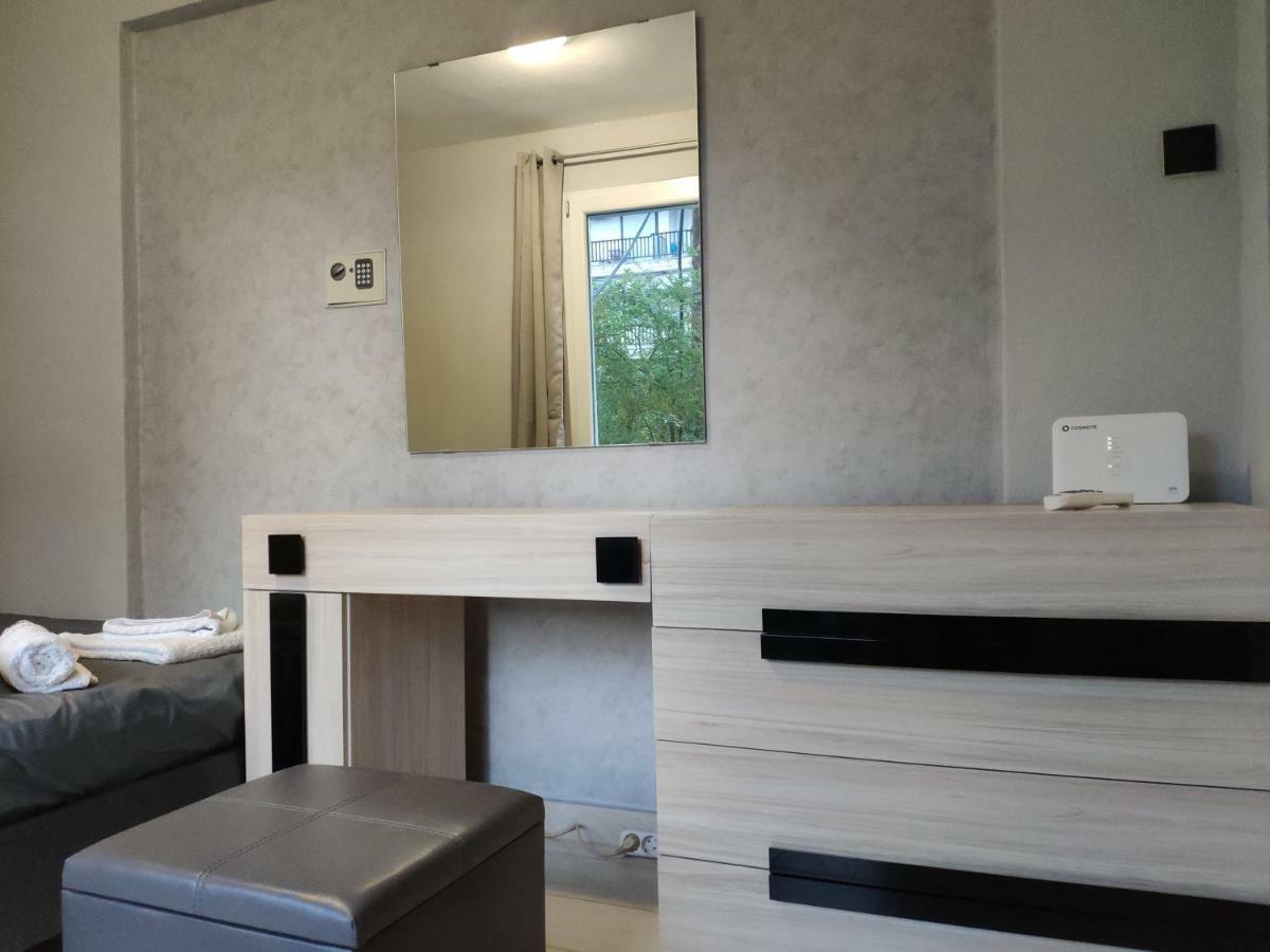 Prima Lodging - Standard Apartment Tesalonika Bagian luar foto